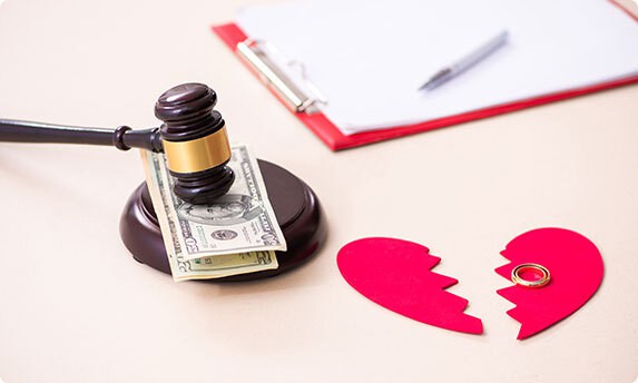 Divorce Attorney - Clarence NY